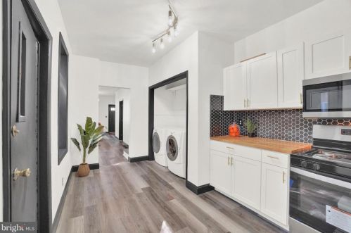 63 Howard Ave, Lancaster PA  17602-3634 exterior