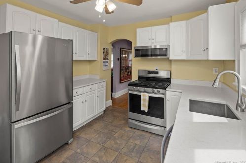 1 Bartlett Ave, Norwalk CT  06850-1914 exterior
