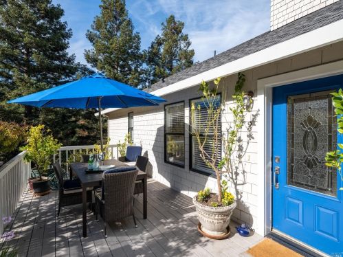 3 Robert Ct, San Rafael, CA 94901-1079