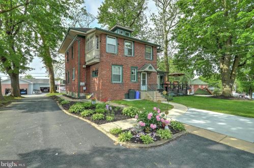 2403 Market St, York PA  17402-2402 exterior