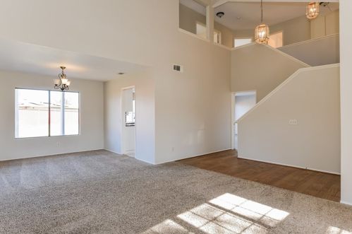 11211 Green Arbor Dr, Riverside CA  92505-2532 exterior