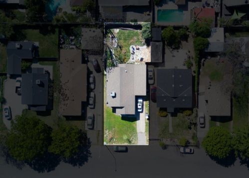 242 Rue De Yoe, Modesto, CA 95354-1313