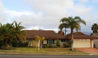 1190 Rosewood Ave, Camarillo, CA 93010-2840