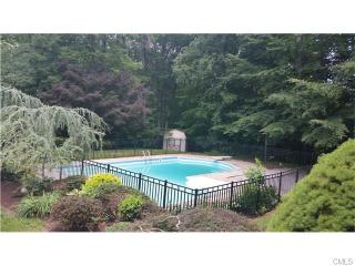58 Belle Vale St, Upper Stepney, CT 06468-1527