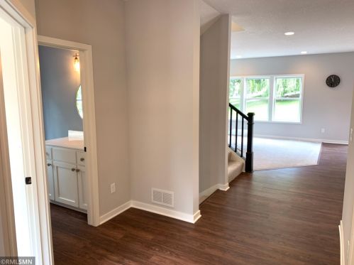 954 Bartelmy Ln, Saint Paul MN 55119-3874 exterior