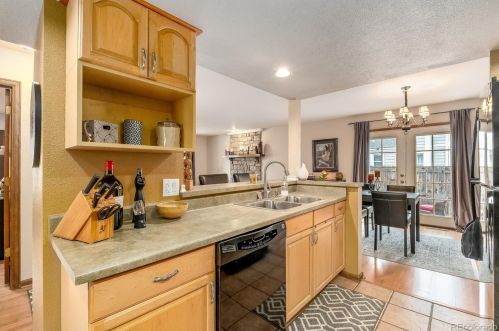 11612 Cornell Cir, Aurora CO  80014-3197 exterior