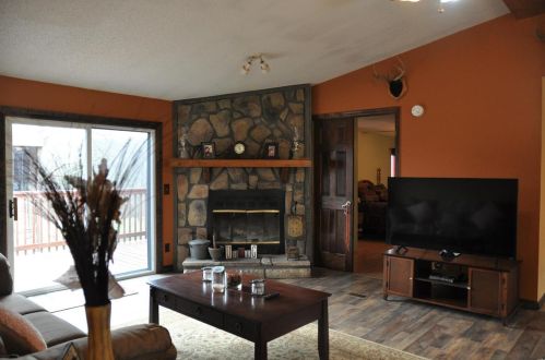 8553 State Road Ww, Dittmer, MO 63023-2435