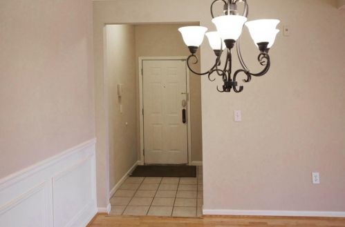 955 Juniper St, Atlanta GA  30309-5123 exterior