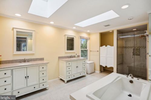 1616 Guston Ct, Silver Spring MD 20906-2138 exterior