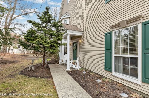 84 Daniele Dr, Tinton Falls, NJ 07712-7936