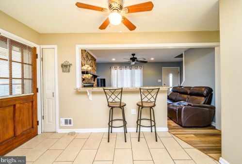 5 Petty Rdg Rd, Trenton NJ 08620-2419 exterior