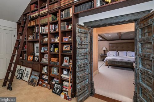 1075 Great Rd, Princeton NJ  08540-1246 exterior