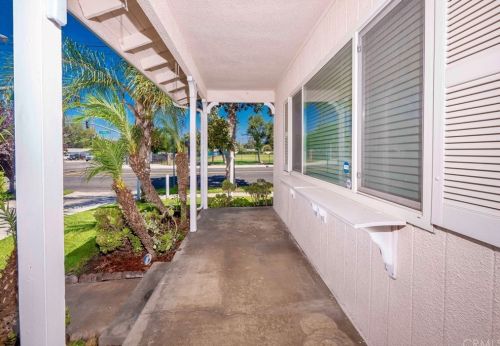 4195 Adams St, Riverside CA  92504-3003 exterior