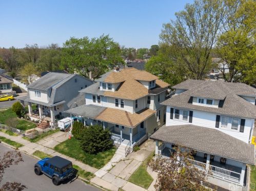 10 Mervine Pl, Trenton, NJ 08609-1830