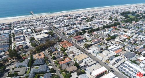 520 Manhattan Beach Blvd, Manhattan Beach, CA 90266-4853