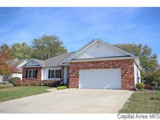 118 Winter Park Dr, Chatham, IL 62629-9627