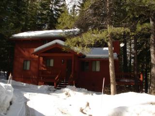 839 Beaver Pond, Truckee, CA 96161-4201