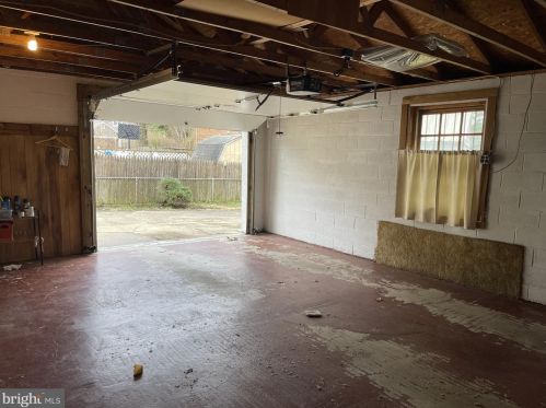 233 University Blvd, Silver Spring MD 20901-1944 exterior