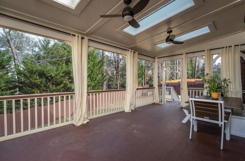 2212 Meadowvale Dr, Atlanta GA  30345-3543 exterior