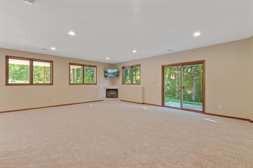 2200 Hadley St, Saint Paul MN  55119-5386 exterior