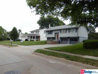 1735 105th St, Omaha, NE 68114-1005