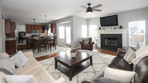 26654 Lindengate Cir, Plainfield, IL 60585-5829