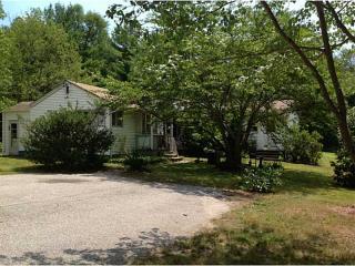 92 Central Pike, Scituate, RI 02857-1913