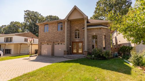 4933 Coyle Ave, Skokie, IL 60077-3515
