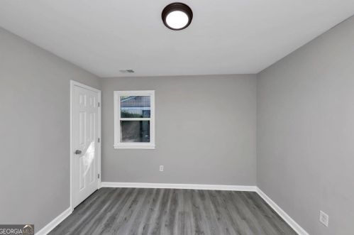 2260 Baywood Dr, Atlanta GA  30315-6534 exterior