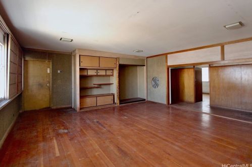 1804 Waiola St, Honolulu HI  96826-2687 exterior