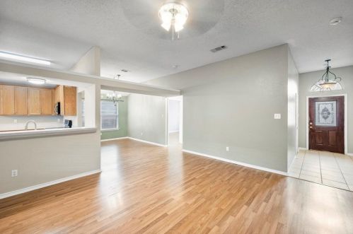 1606 Fern Dr, Midlothian TX  76063-6274 exterior