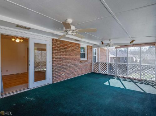 3032 Bobolink Dr, Rex GA exterior