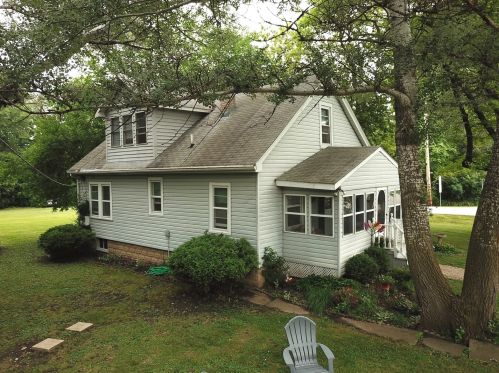 8808 Bard Rd, Bull Valley, IL 60014-6803
