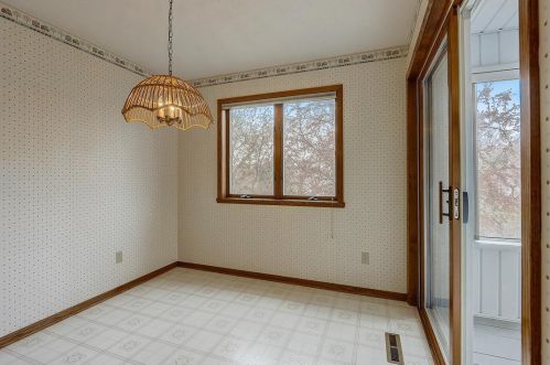 3727 Gershwin Ln, Saint Paul MN  55128-2944 exterior