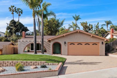 235 Loma Alta Dr, Oceanside, CA 92054-3632