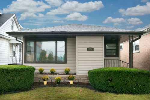 7220 Cullom Ave, Chicago IL  60706-1207 exterior