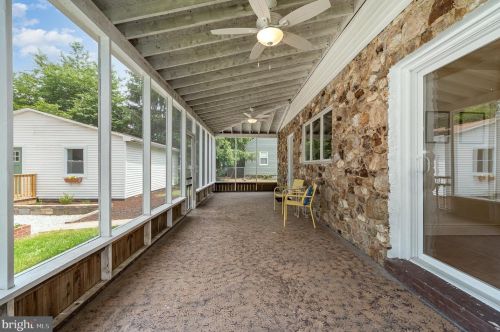 211 York Rd, Carlisle PA  17013-3154 exterior