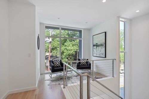 295 Glen Iris Dr, Atlanta GA  30312-1421 exterior