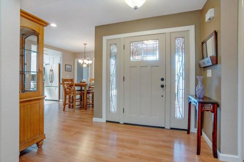 5240 Simone Pl, Fair Oaks, CA 95628-4044