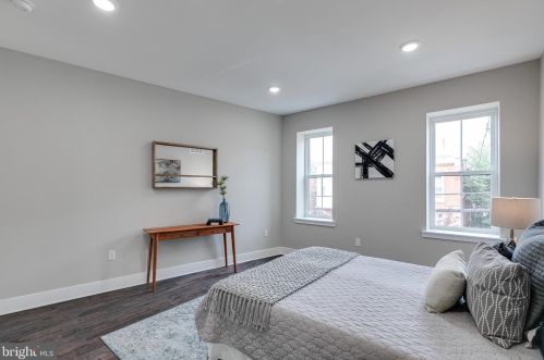 1013 24th St, Philadelphia PA  19146-2543 exterior