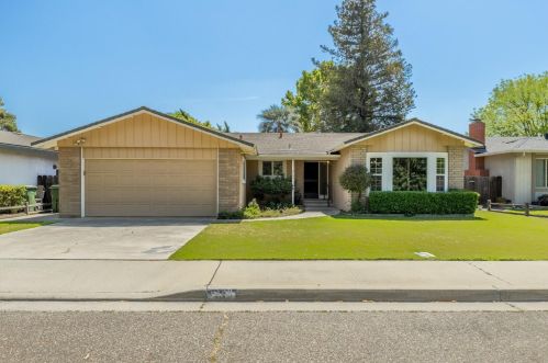2160 Christine Way, Turlock, CA 95380-2805