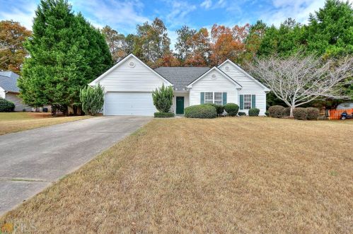 169 Towler Shoals Dr, Loganville, GA 30052-6720