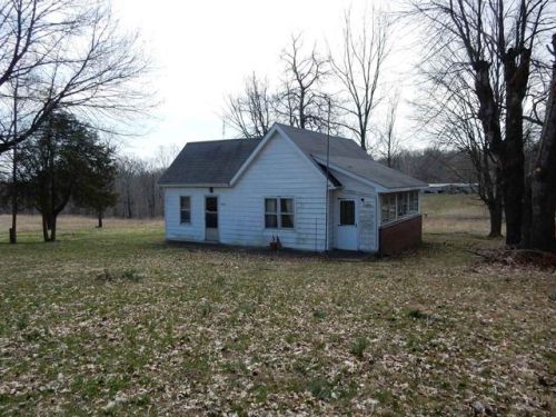 12531 Hirth Ln, Springville, IN 47462-6236