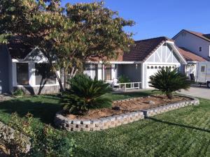 37344 Salem Ct, Palmdale, CA 93550-6960
