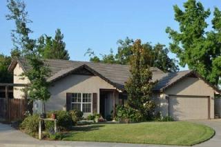 1315 Vine Ct, Visalia, CA 93292-7352