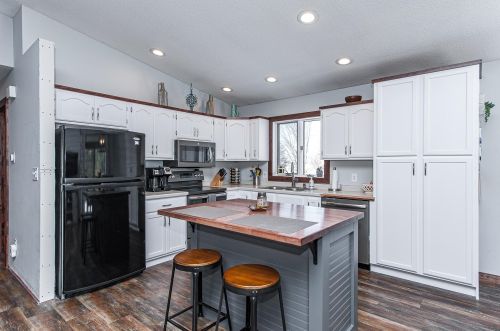 410 11th Ave, Byron, MN 55920-1385