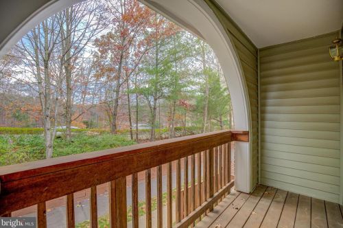 12600 Kempston Ln, Woodbridge, VA 22192-5068