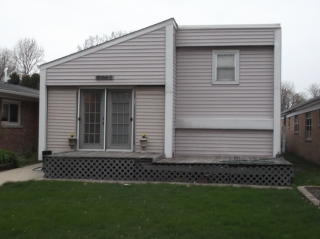 2415 Lyons St, Evanston, IL 60201-3367