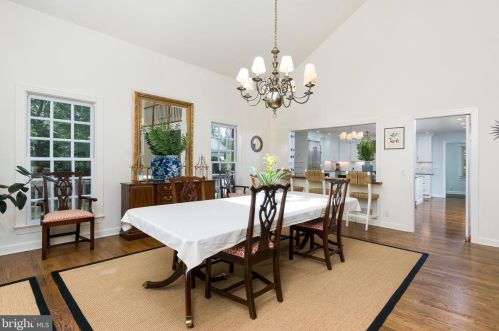 33 Brearly Rd, Princeton NJ  08540-6767 exterior