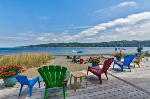13161 Shoreline Dr, Olalla, WA 98359-9689
